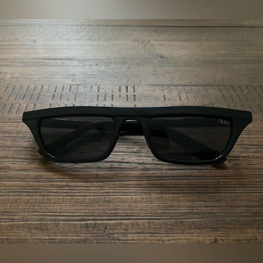 Quay Black Sunglasses- Finesse